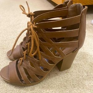 3inch Heel Brown Sandals size 7.5